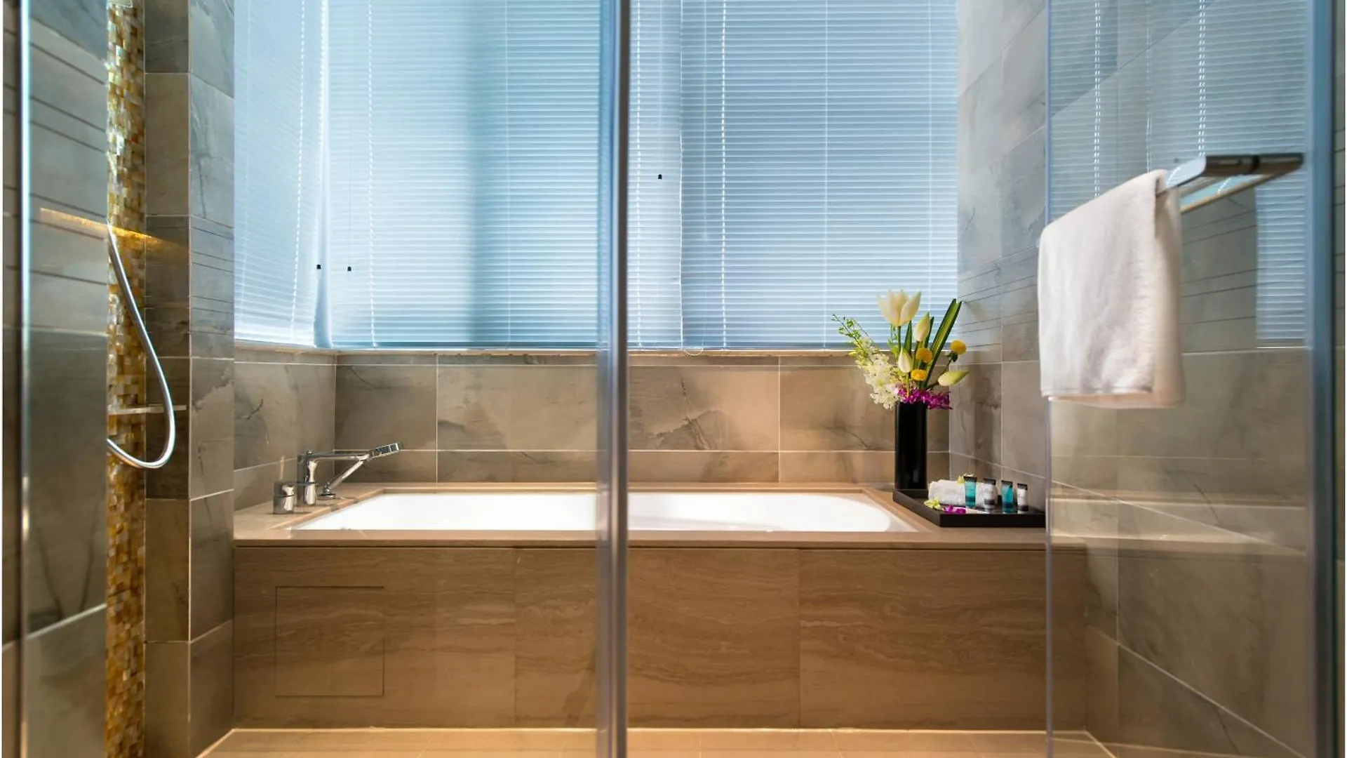 ****  Oakwood Hotel & Residence Suzhou Κίνα